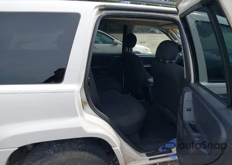 2002 Jeep Grand Cherokee Laredo z USA, uszkodzony, nr VIN 1J4GX48S52C330199